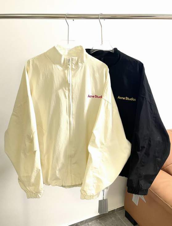 Picture of Supreme Jackets _SKUSupremeM-XLxetr0230012